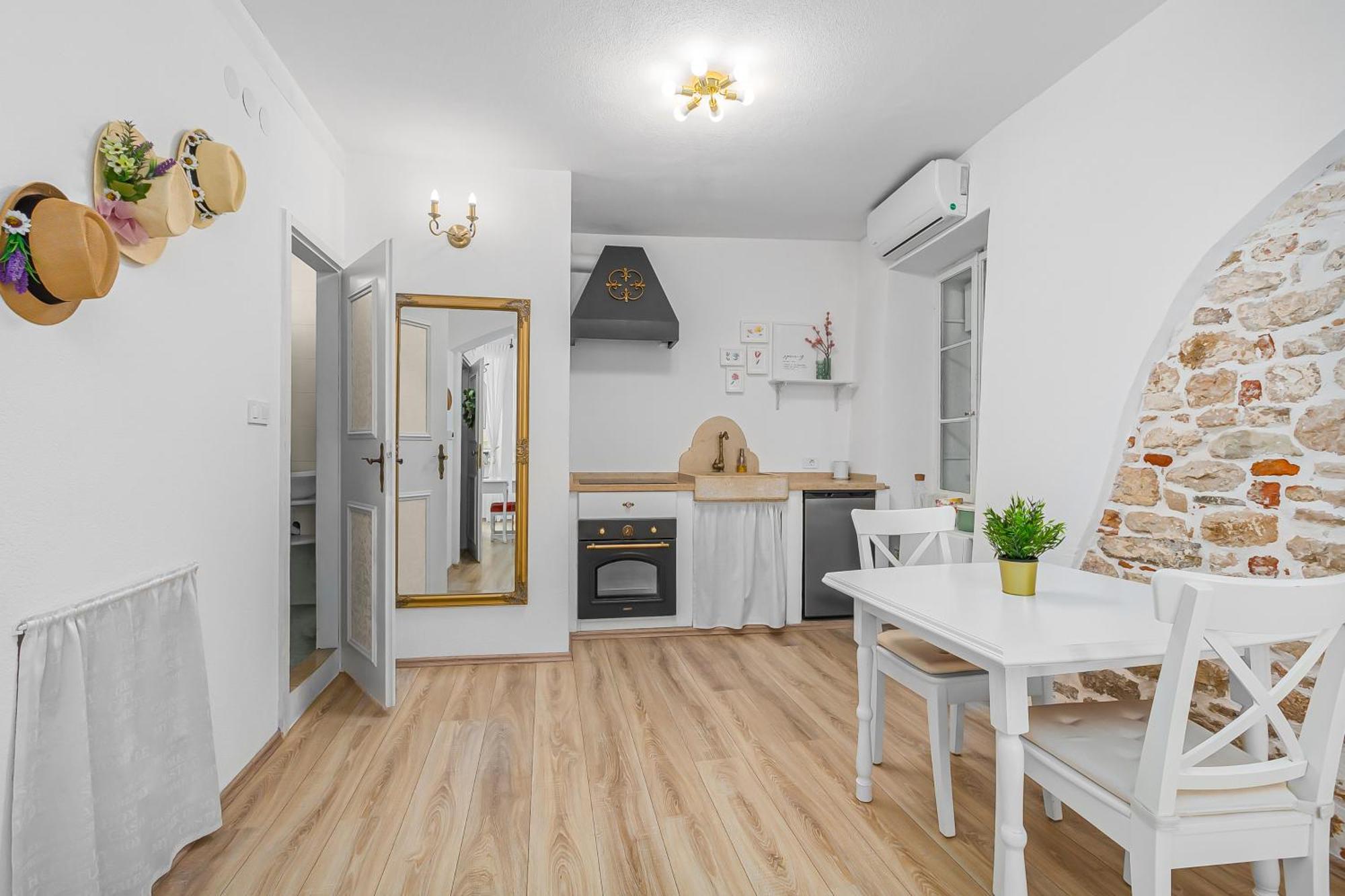 Primavera Deluxe Studio Apartment Rovinj Ngoại thất bức ảnh